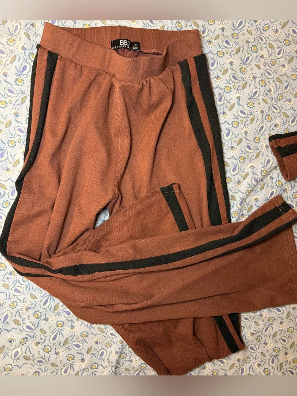 BBJ Los Angeles matching top and pant brown with black stripe size M